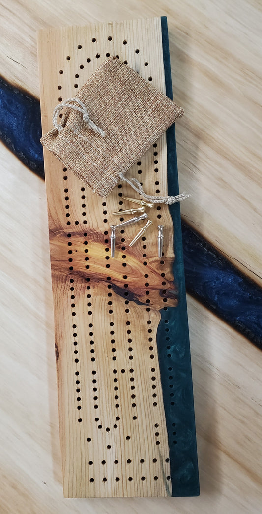 Dark green cedar cribbage board